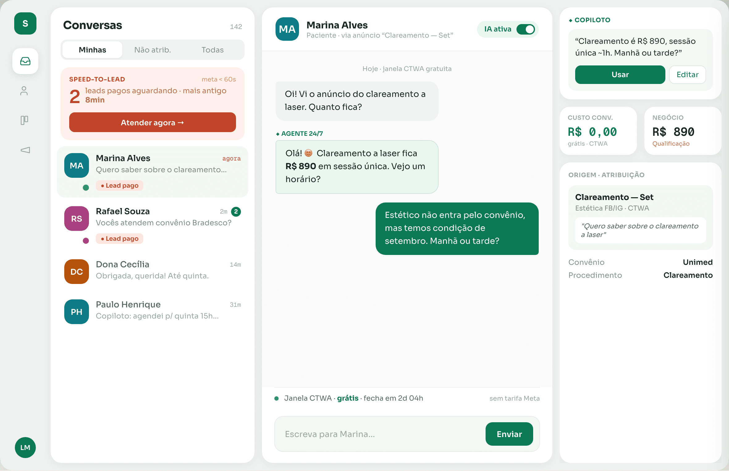 Tela do recebio com fila de conversas, atendimento por IA e contexto comercial do cliente.